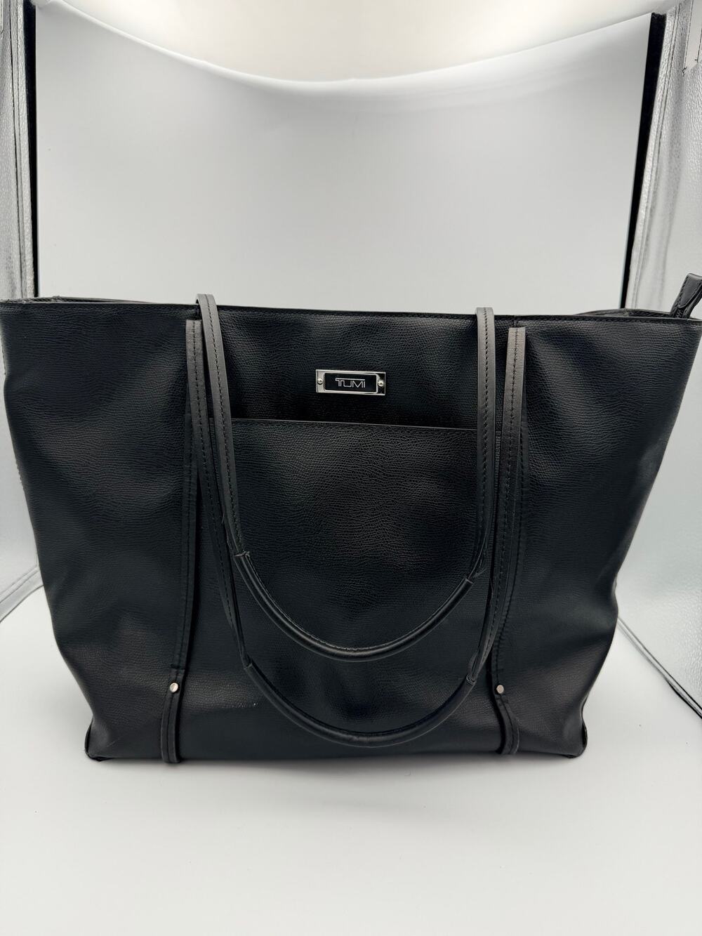 Tumi Sinclair Q Tote in Black